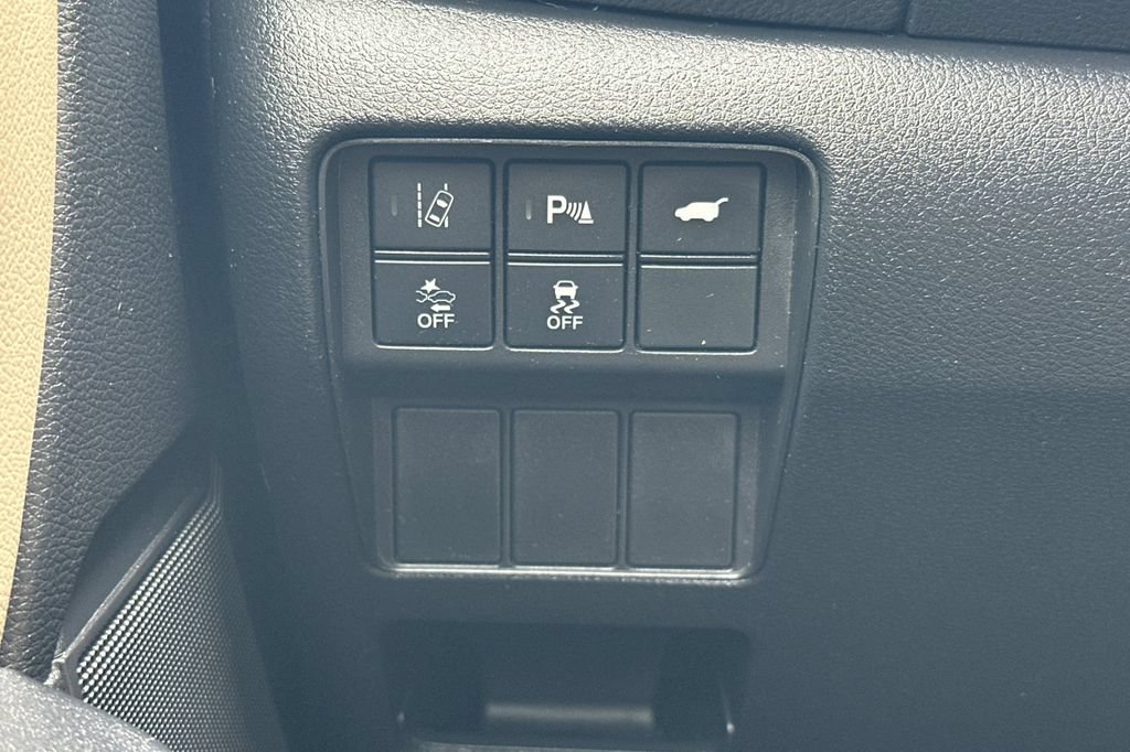 Used 2021 Honda CR-V Touring image 31