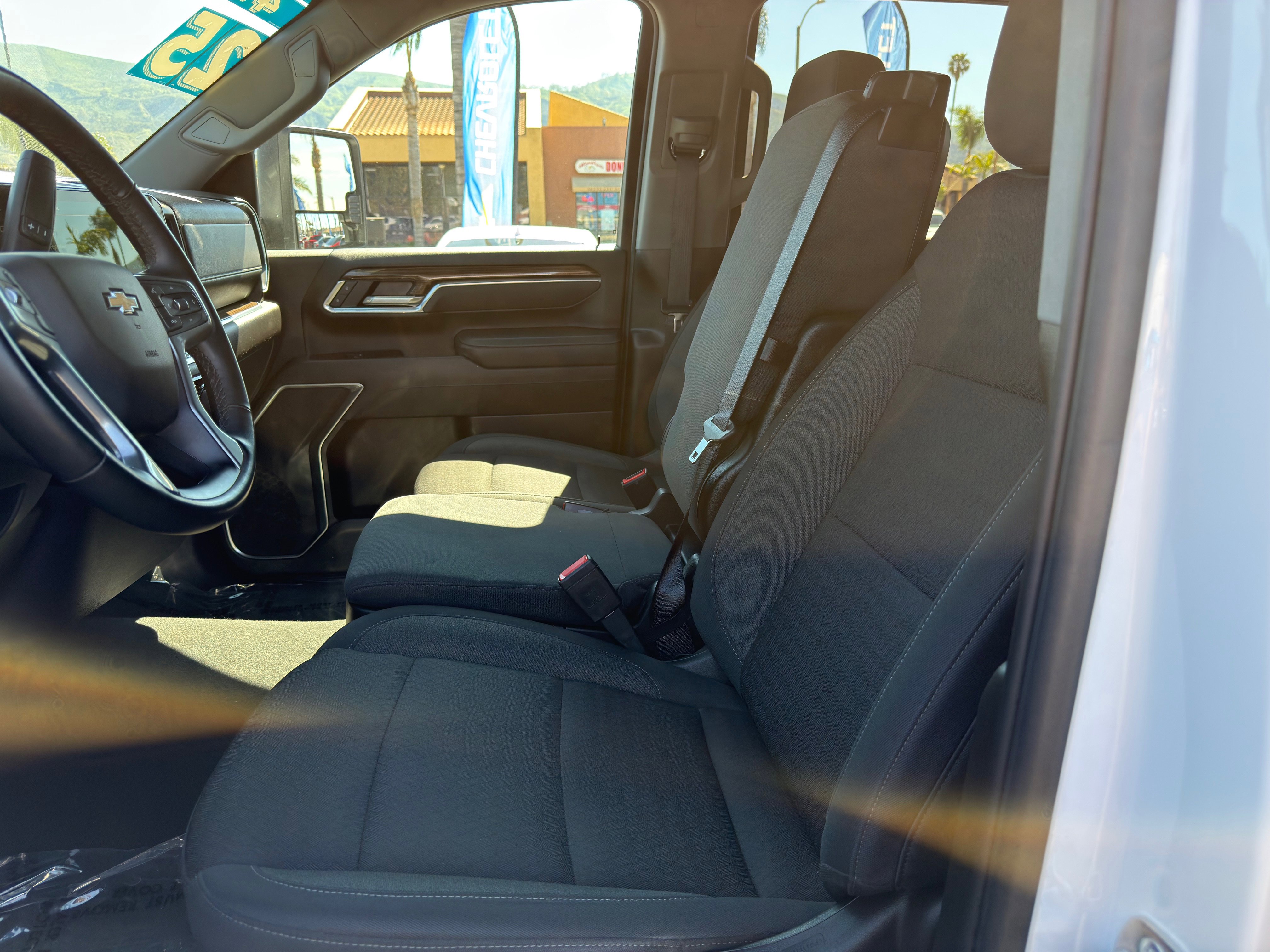 Used 2025 Chevrolet Silverado 2500 LT w/ Convenience Package image 41