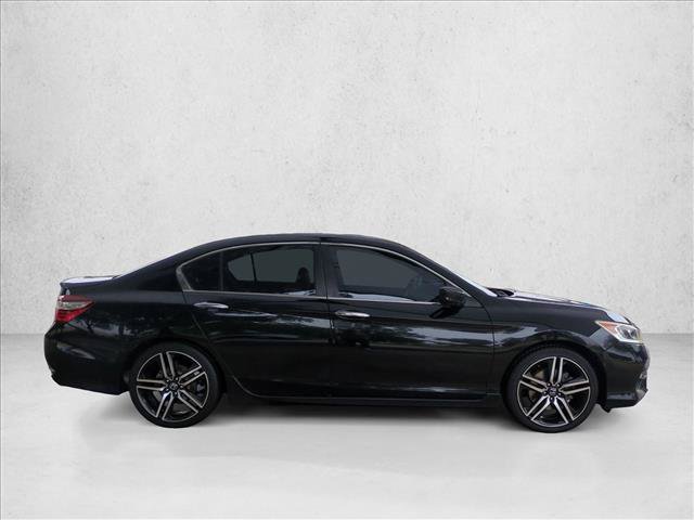 Used 2016 Honda Accord Sport image 4