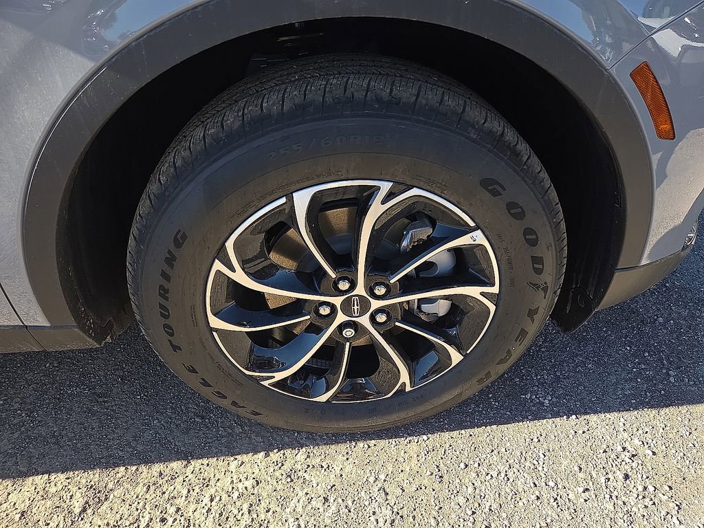 New 2026 Lincoln Nautilus Premier AWD/4WD image 7
