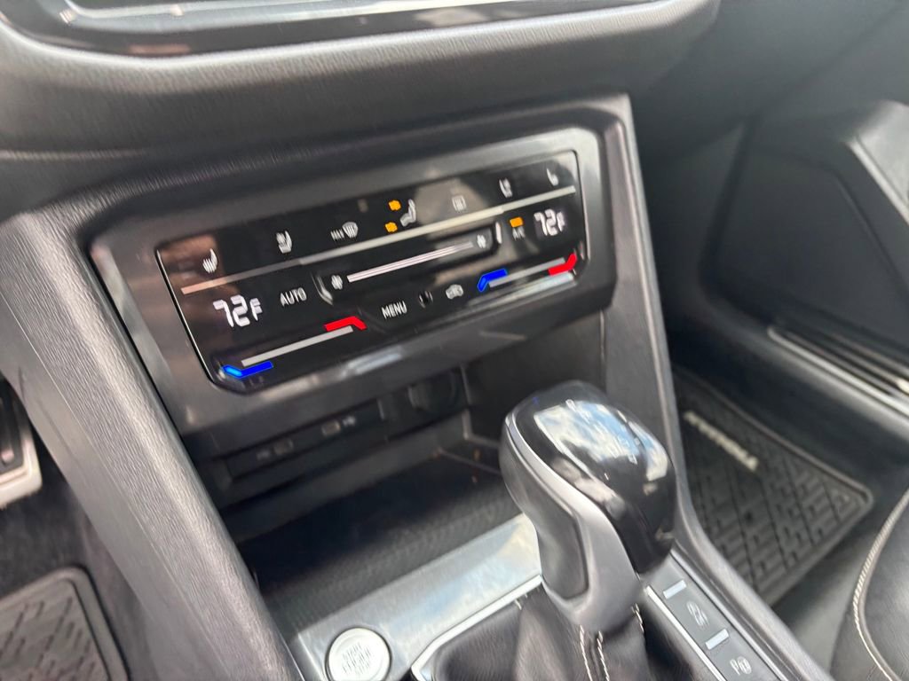 Used 2022 Volkswagen Tiguan SEL R-Line image 20