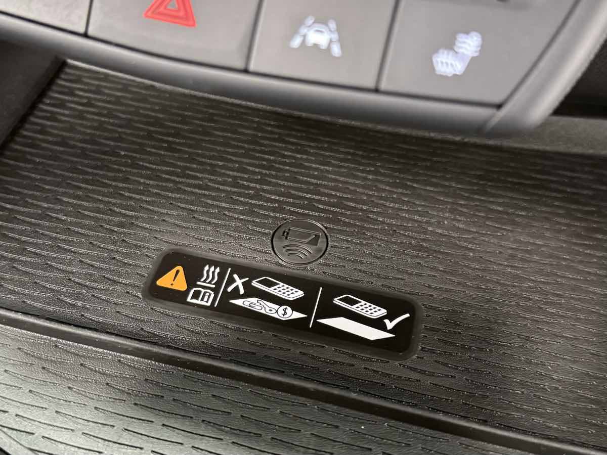 Used 2025 Cadillac CT4 V Blackwing w/ Driver Assist Package image 32