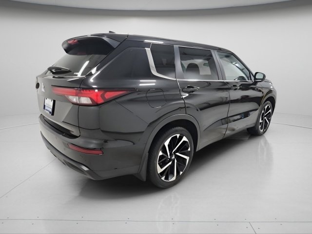 Used 2022 Mitsubishi Outlander ES image 6