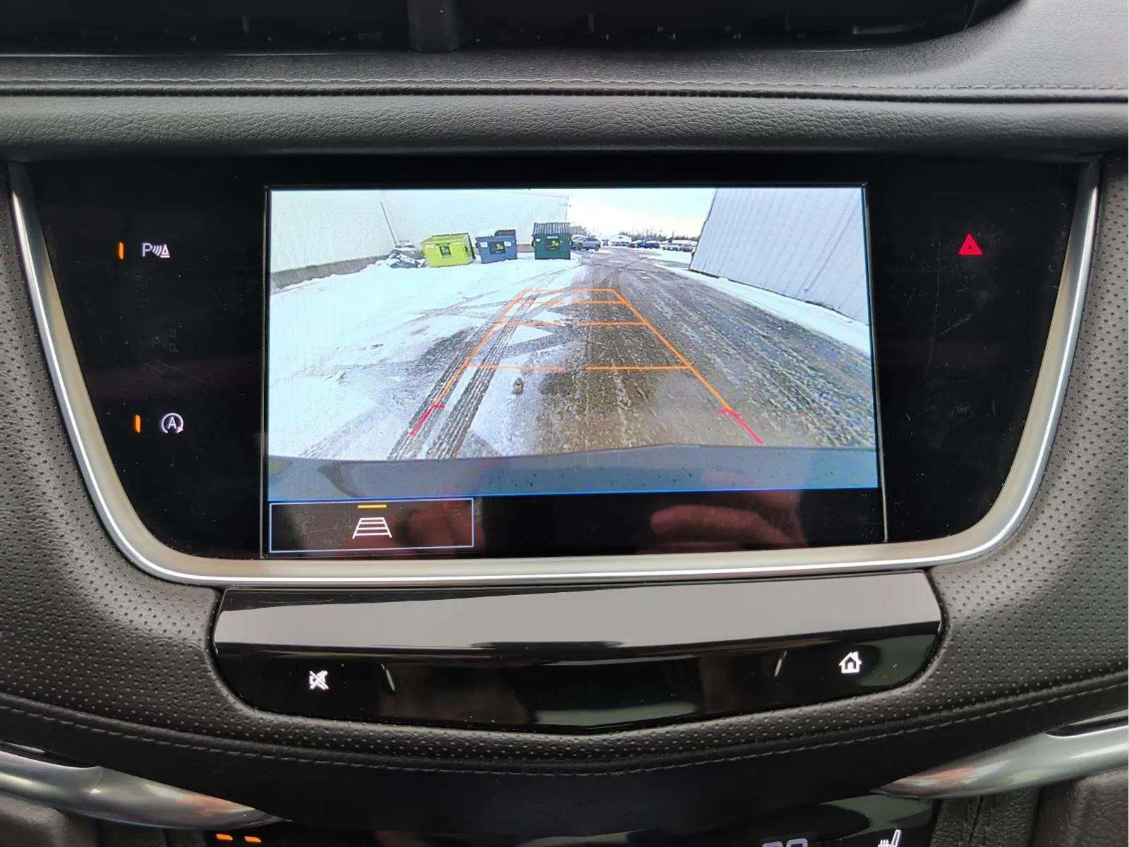 Used 2025 Cadillac XT5 Premium Luxury image 13