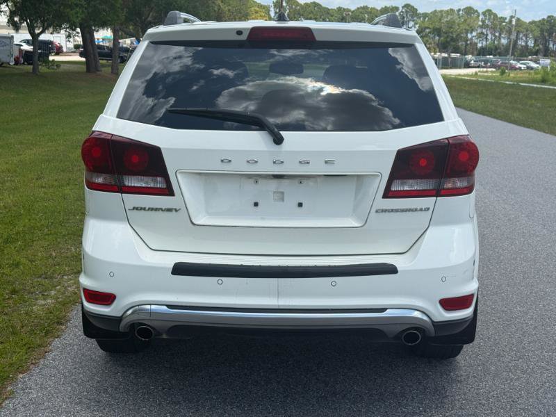 Used 2015 Dodge Journey Crossroad w/ Flexible Seating Group FWD image 8