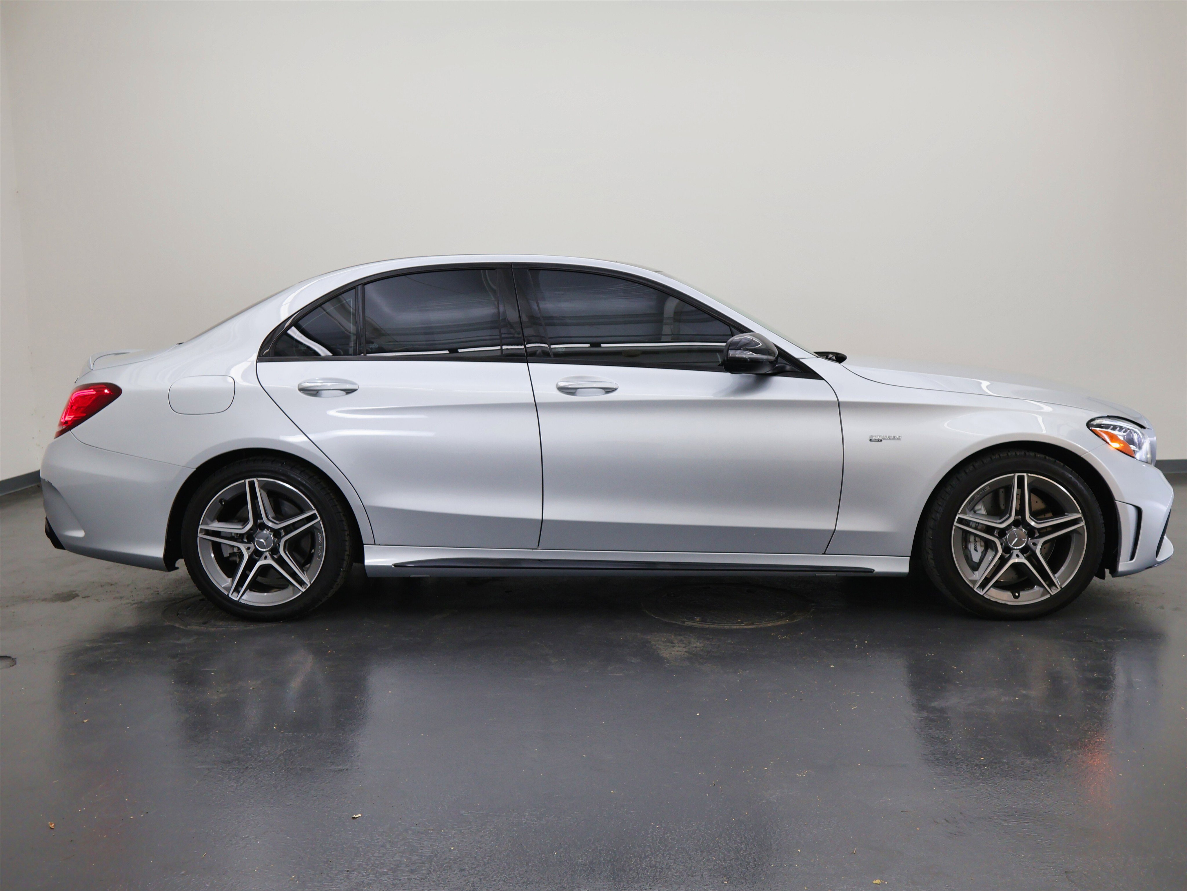 Used 2020 Mercedes-Benz C 43 AMG 4MATIC Sedan image 2