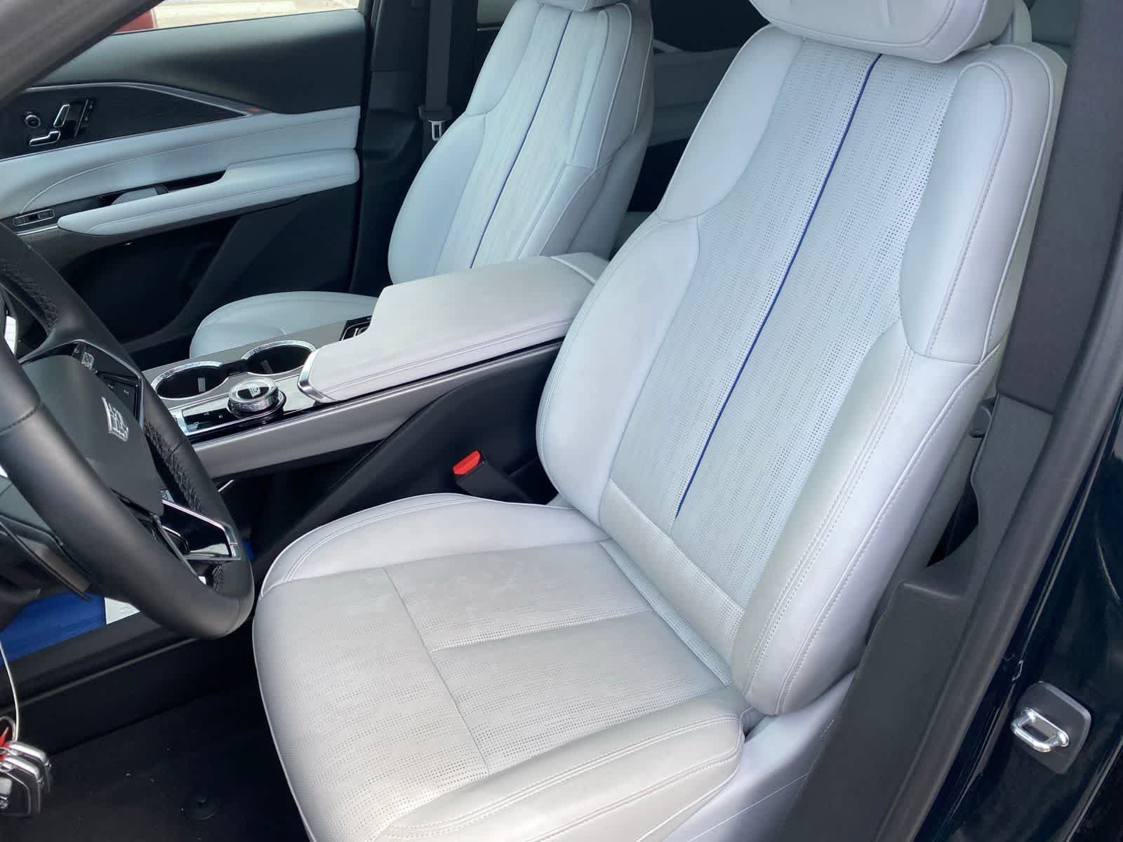 Used 2024 Cadillac Lyriq Sport w/ LPO, Floor Liner Package RWD image 11