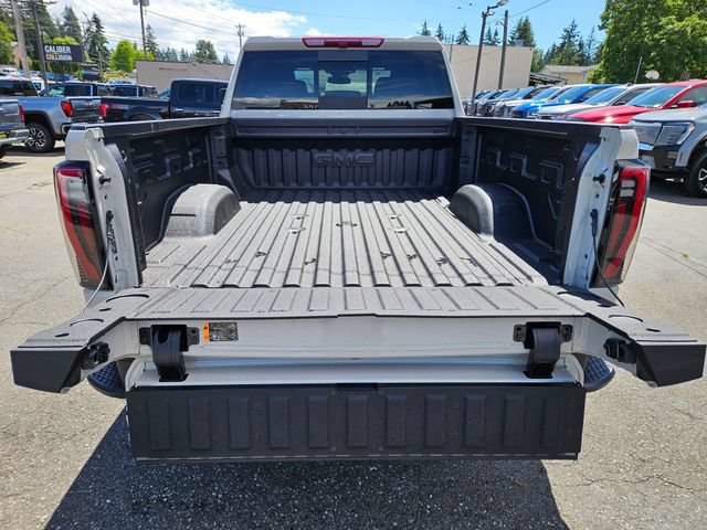 New 2026 GMC Sierra 2500 AT4 w/ Max Trailering Package AWD/4WD image 15