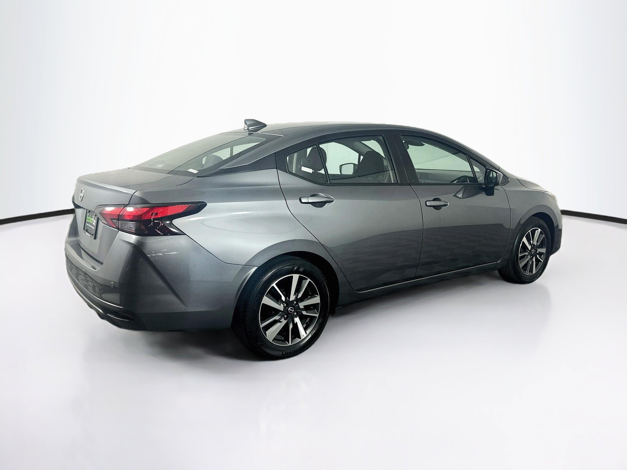 Used 2025 Nissan Versa SV FWD image 9