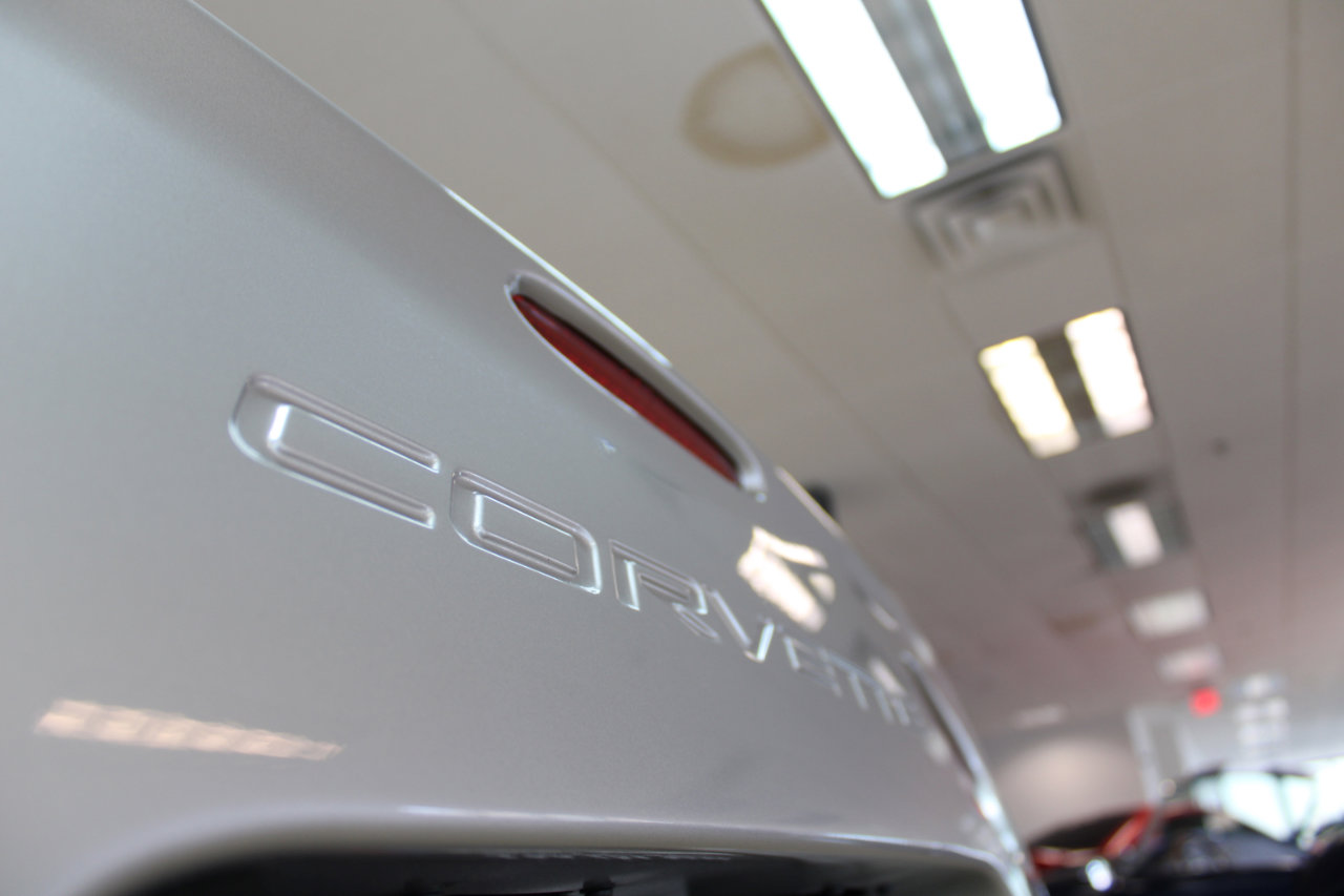 Used 2004 Chevrolet Corvette Convertible w/ Preferred Equipment Group image 19