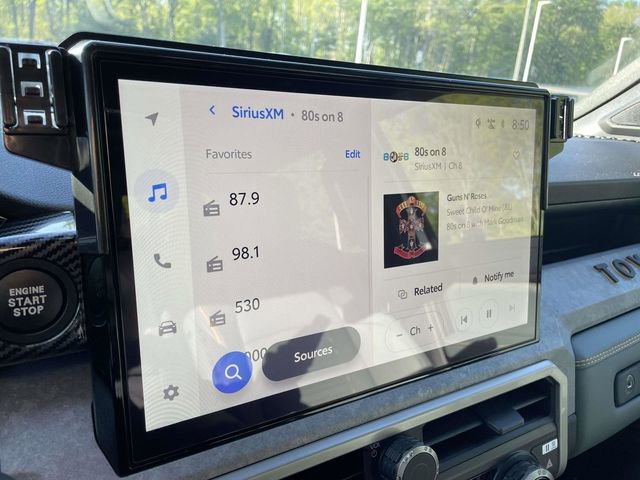 Used 2025 Toyota Tacoma Trailhunter AWD/4WD image 28