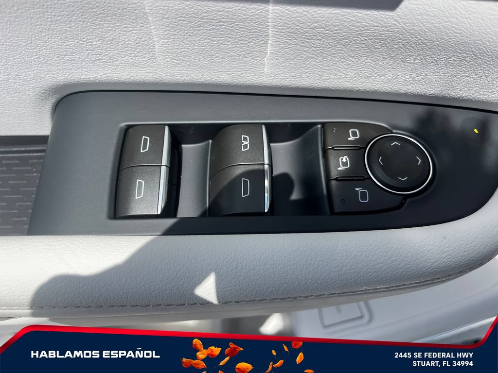 New 2026 Buick Enclave Avenir w/ Super Cruise Package AWD/4WD image 13