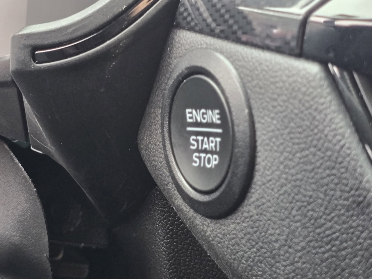 Used 2023 Ford Escape ST-Line image 25