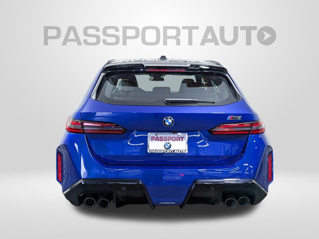 New 2026 BMW M5 Touring image 5