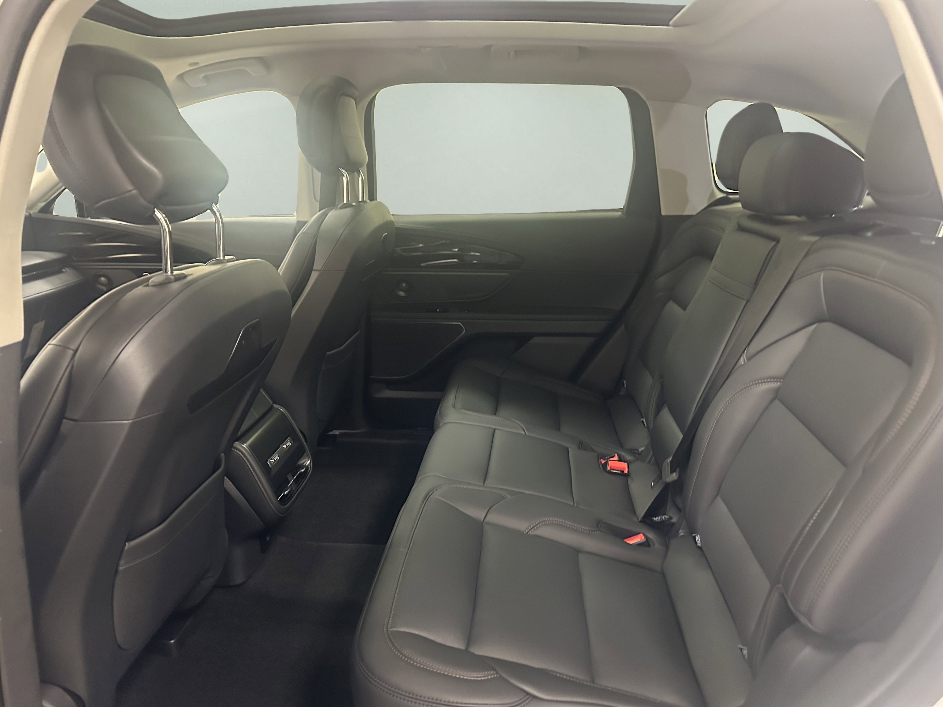 New 2026 Lincoln Nautilus Premier w/ Equipment Group 102A image 9