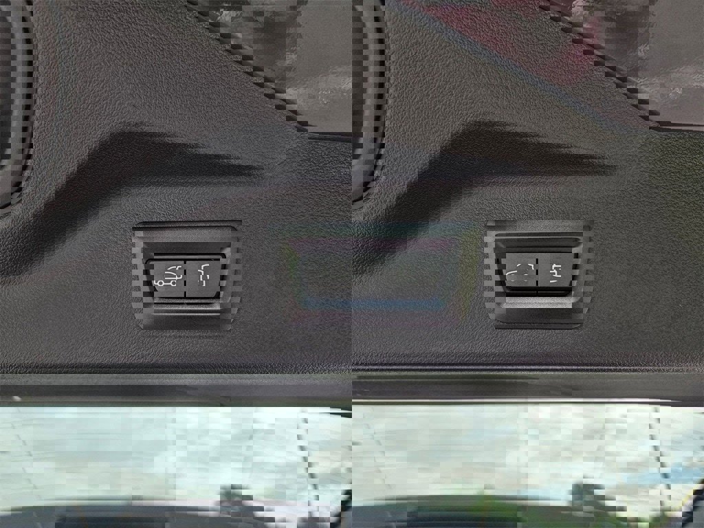 New 2026 BMW X7 M60i image 27