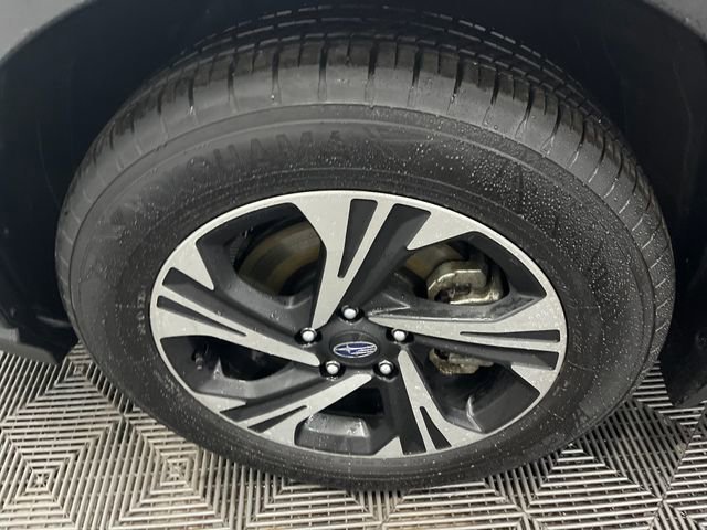 Used 2024 Subaru Crosstrek 2.0i Premium image 34