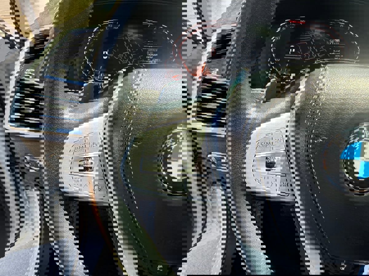 Used 2020 BMW X7 xDrive40i w/ Premium Package image 22