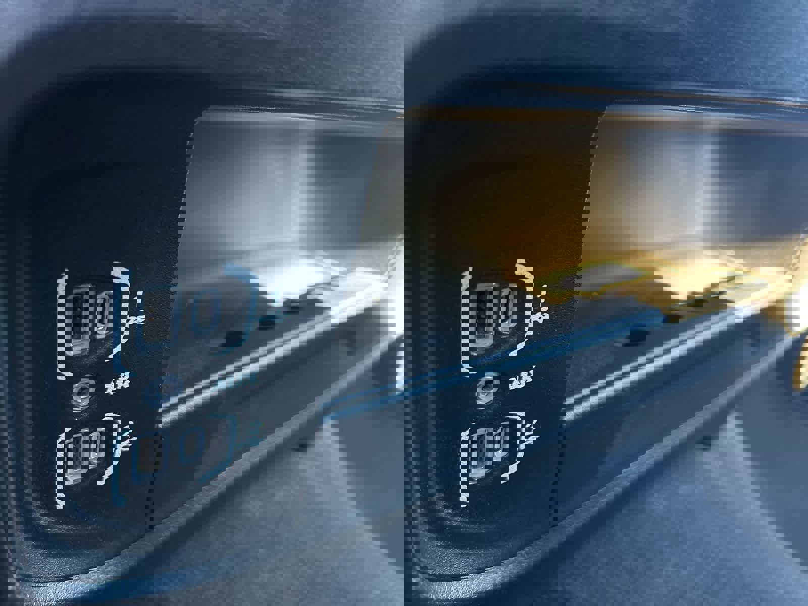 Used 2024 RAM 3500 Big Horn image 40