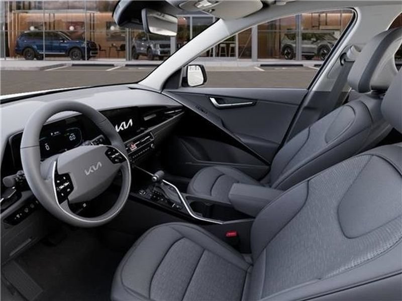 New 2026 Kia Niro FWD image 44