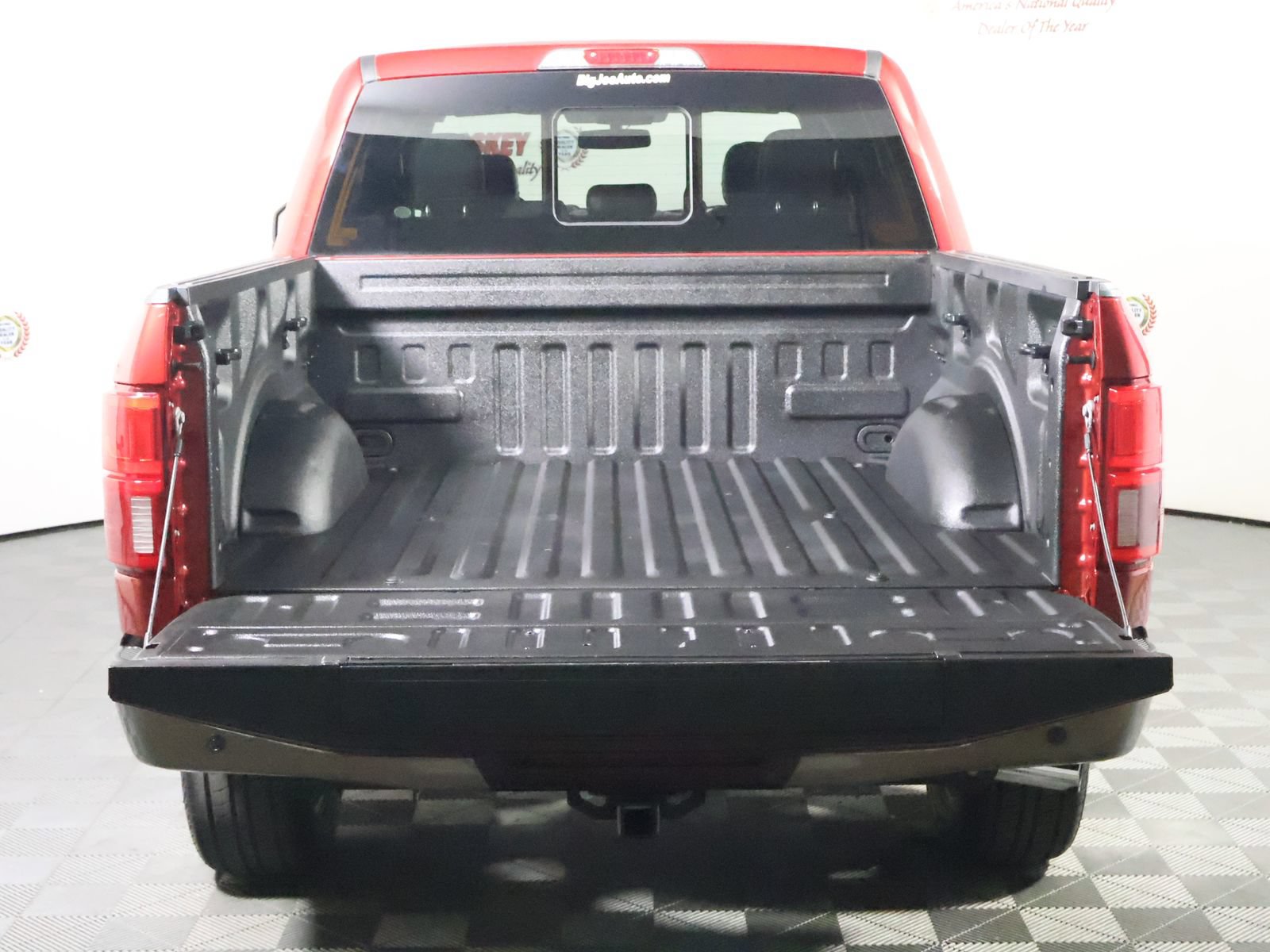 Used 2020 Ford F150 King Ranch w/ Equipment Group 601A Luxury AWD/4WD image 10