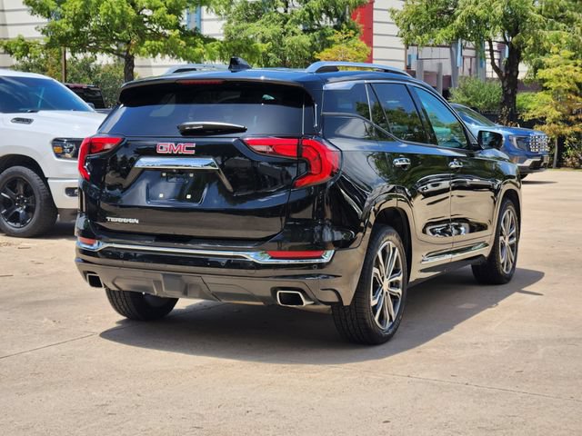 Used 2020 GMC Terrain Denali w/ Denali Premium Package FWD image 5
