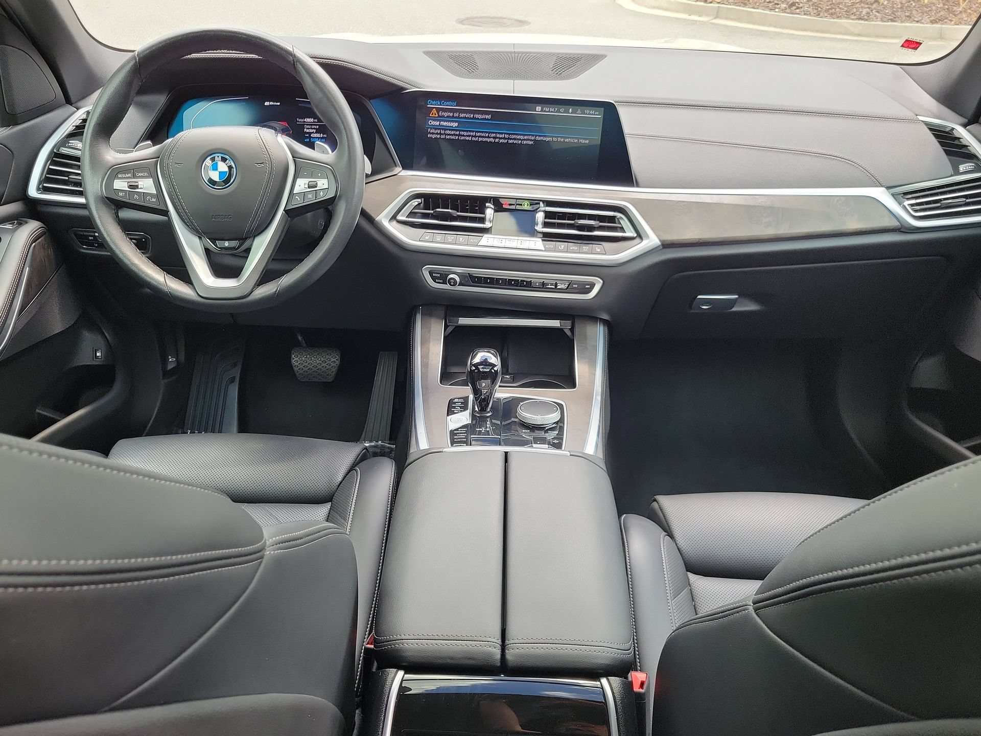 Used 2023 BMW X5 xDrive45e w/ Climate Comfort Package AWD/4WD image 4