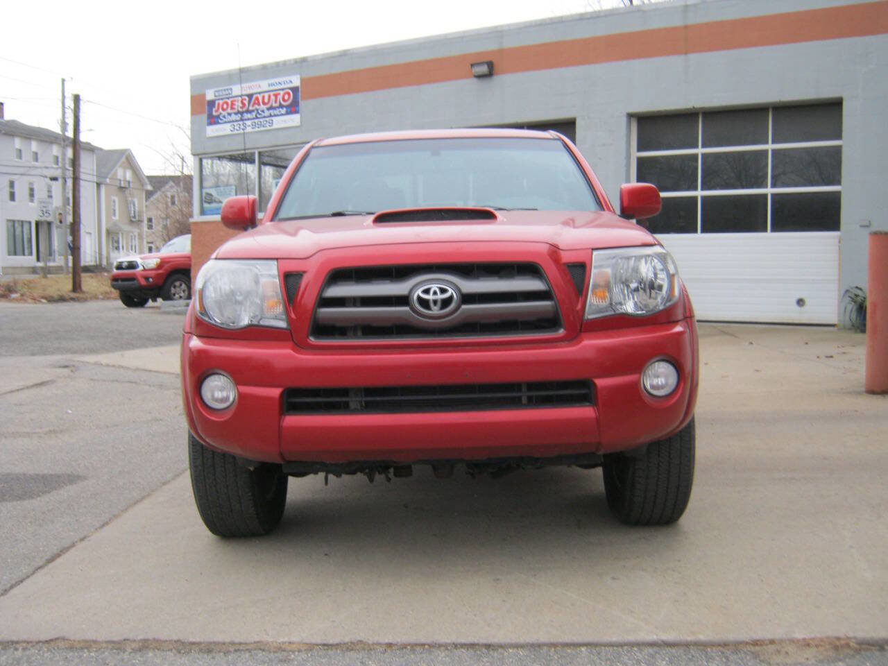 Used 2010 Toyota Tacoma 4x4 Double Cab V6 image 3