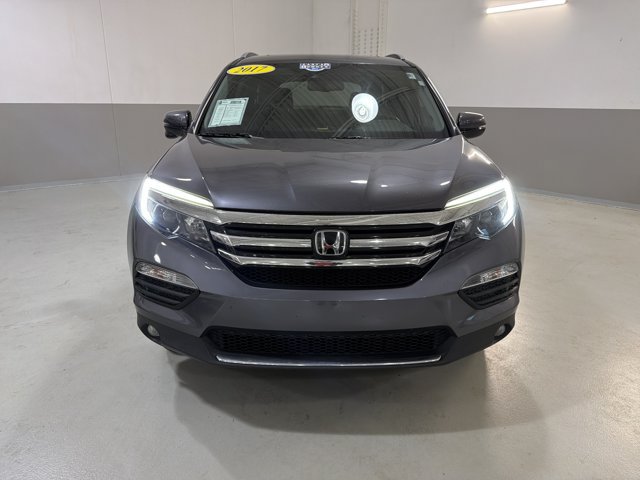 Used 2017 Honda Pilot Touring image 2