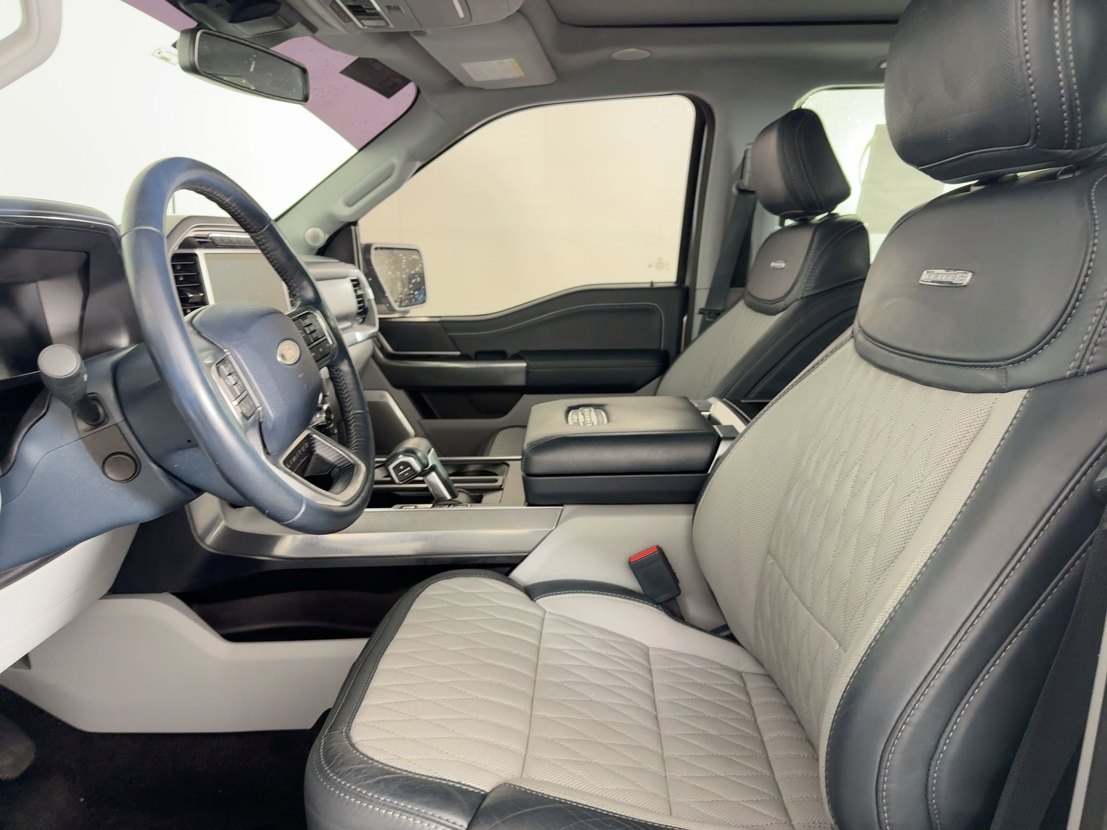 Used 2021 Ford F150 Limited image 6