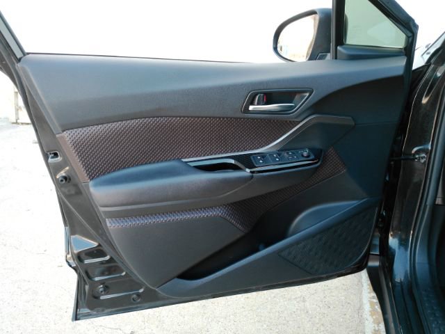 Used 2019 Toyota C-HR Limited image 13