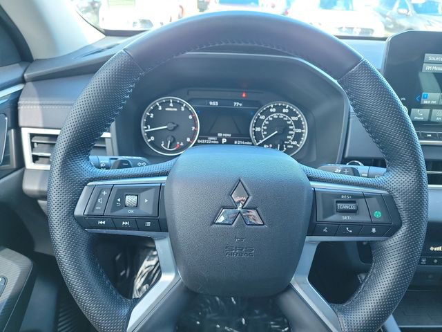 Used 2023 Mitsubishi Outlander SE FWD image 22