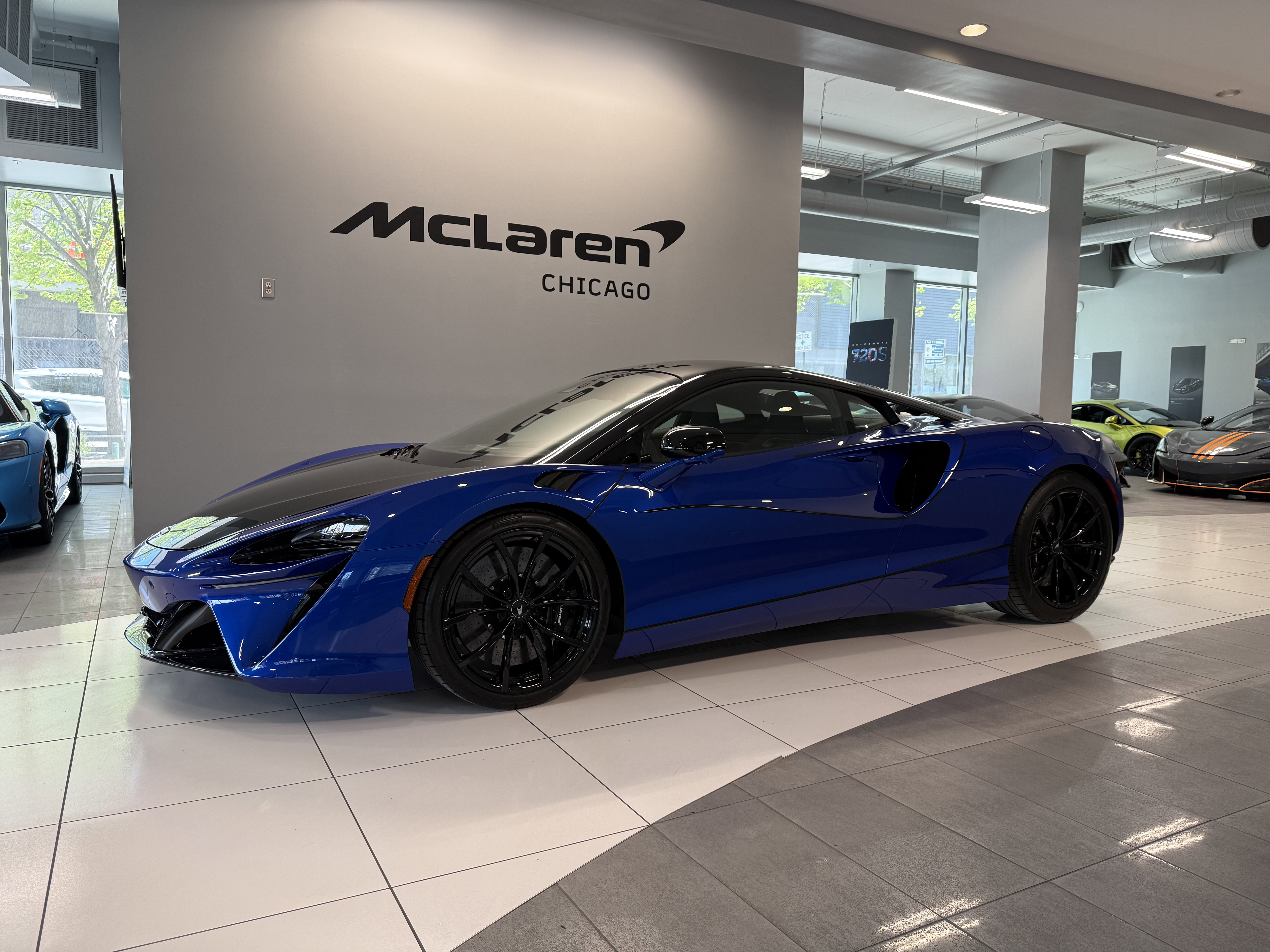 Used 2023 McLaren Artura
