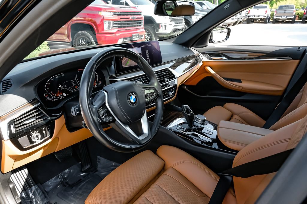 Used 2021 BMW 530i w/ Convenience Package RWD image 13