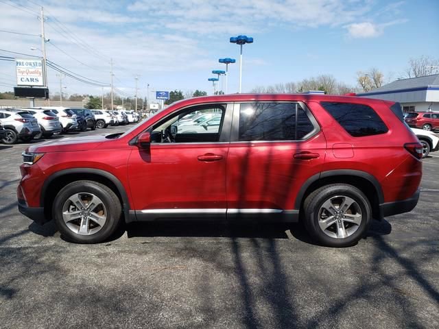 Used 2025 Honda Pilot EX-L image 7