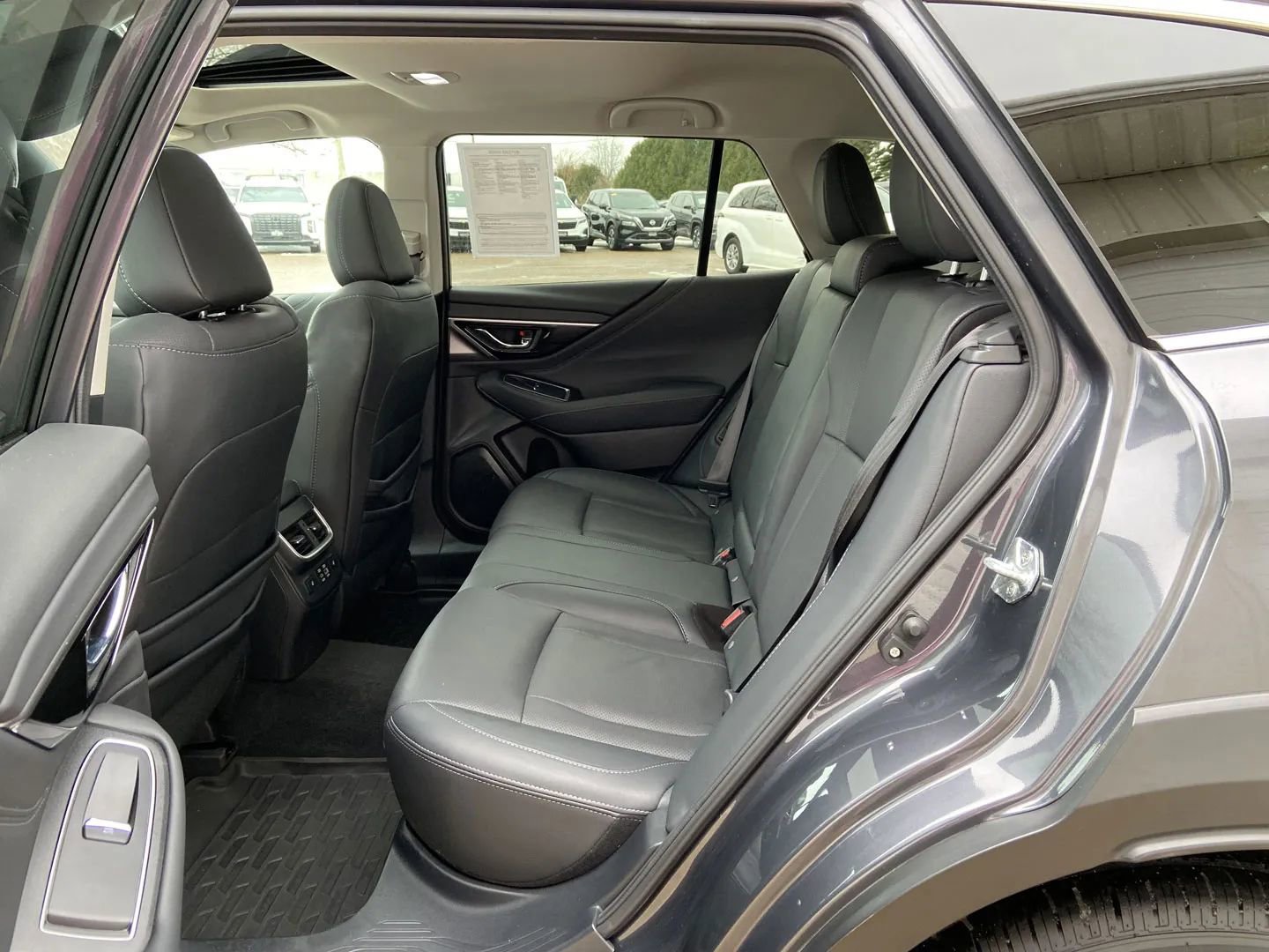 Used 2023 Subaru Outback Limited image 24