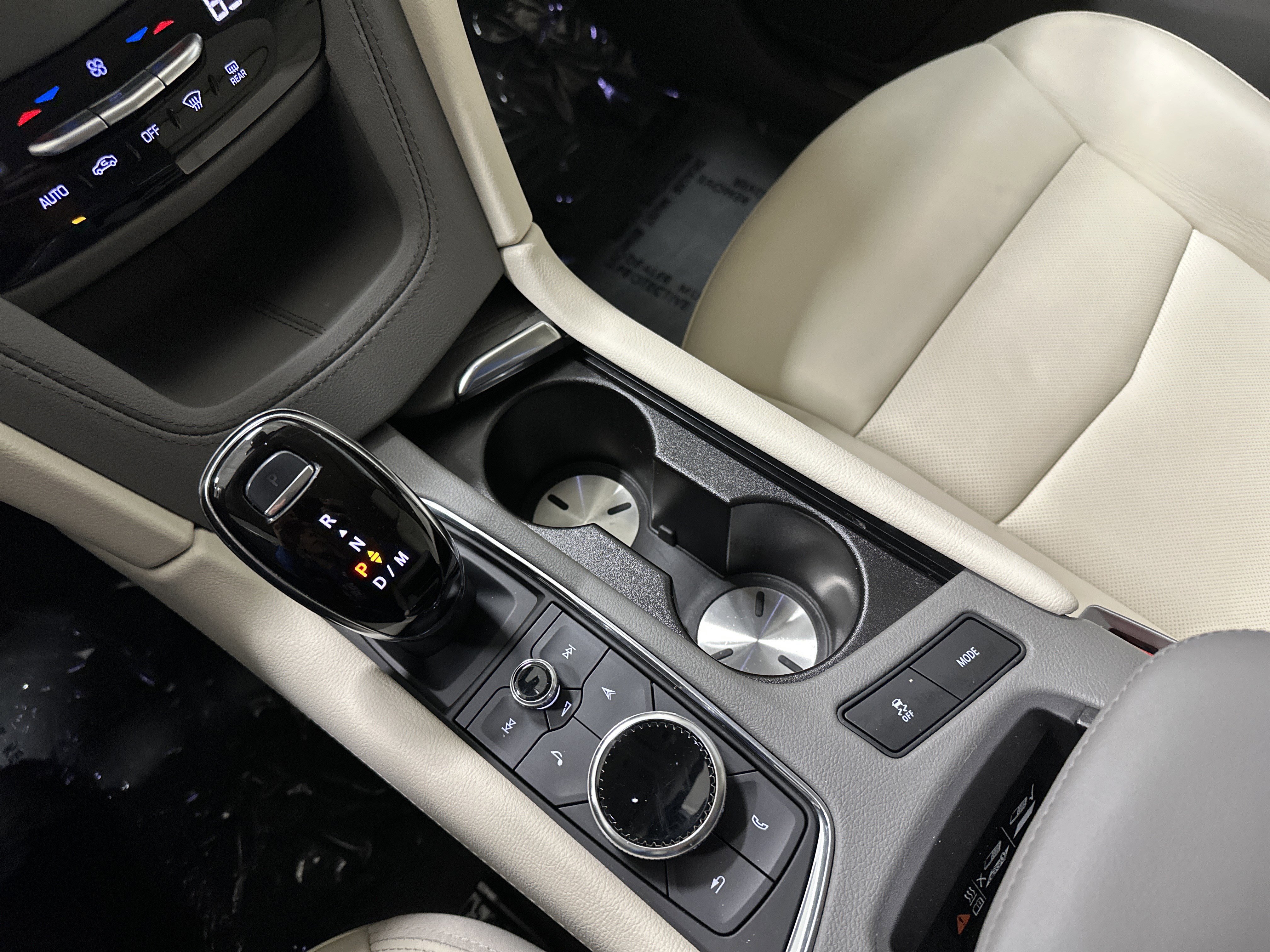 Used 2022 Cadillac XT5 Premium Luxury w/ Technology Package image 26