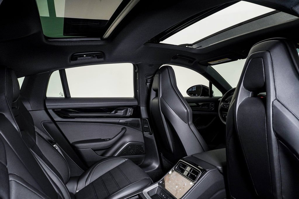 New 2026 Porsche Panamera 4 AWD/4WD image 16