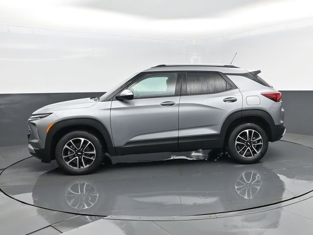 Used 2025 Chevrolet TrailBlazer LT image 5