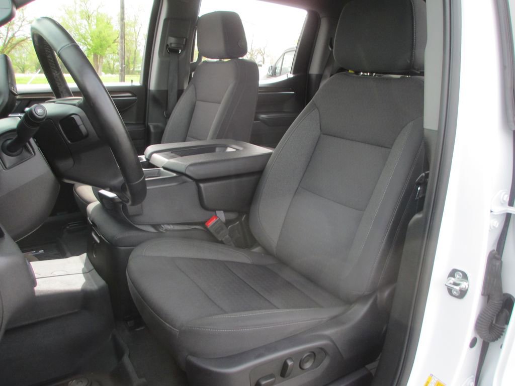 Used 2025 Chevrolet Silverado 1500 LT AWD/4WD image 19