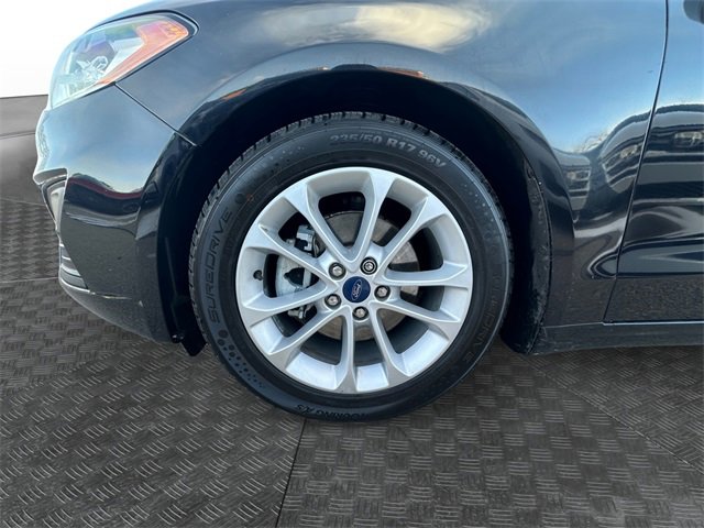 Used 2020 Ford Fusion SE image 13