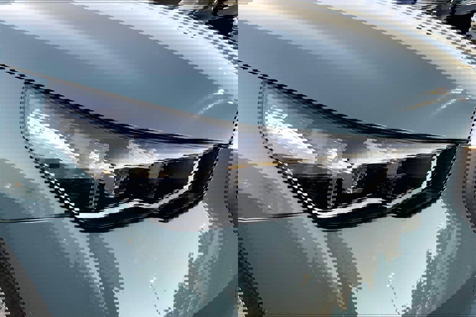 Used 2024 BMW 530i w/ Convenience Package image 31