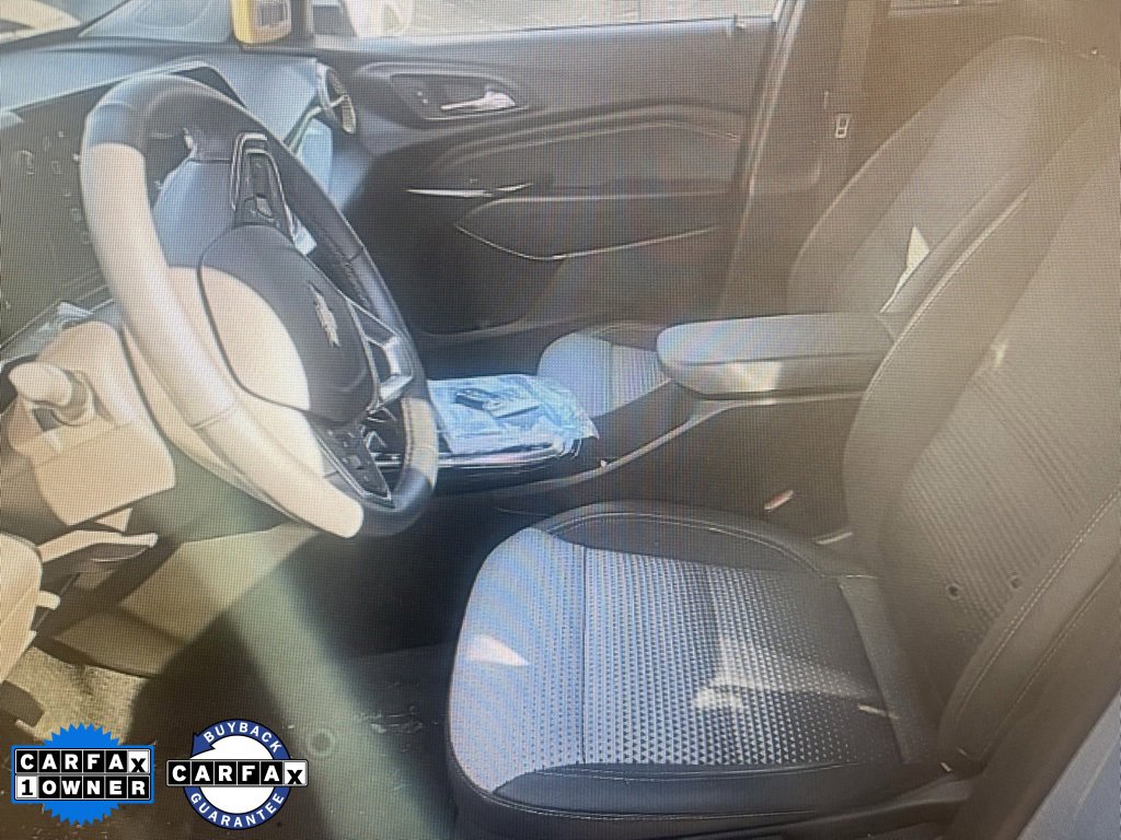 Used 2025 Chevrolet Trax LT w/ Driver Confidence Package image 4