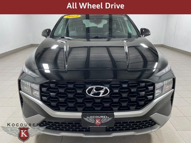 Used 2023 Hyundai Santa Fe SEL image 2