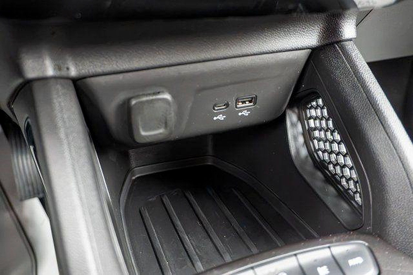 Used 2024 Chevrolet TrailBlazer ACTIV AWD/4WD image 27