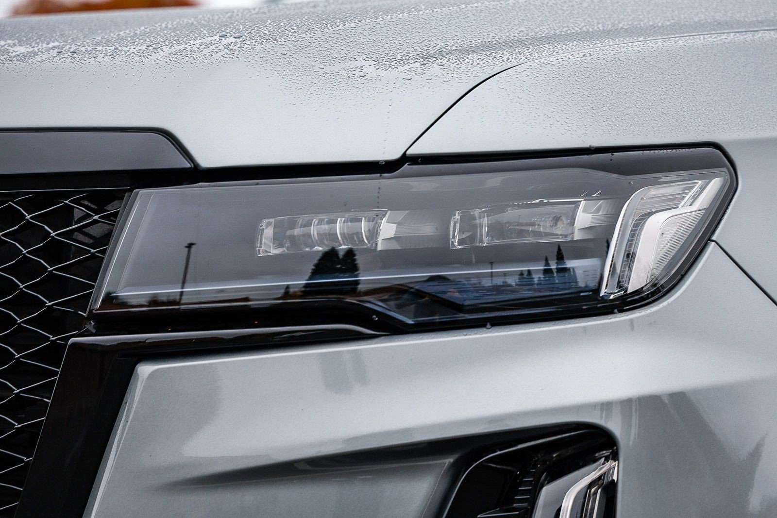 Used 2023 Cadillac Escalade V image 7