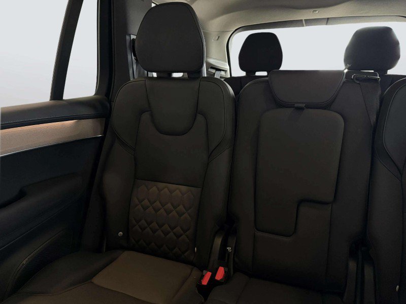 Used 2025 Volvo XC90 B6 Plus AWD/4WD image 28