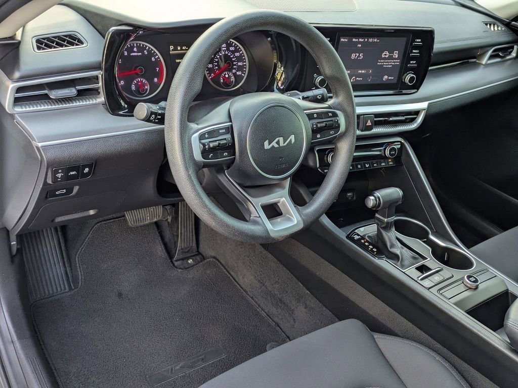 Used 2023 Kia K5 LXS image 5