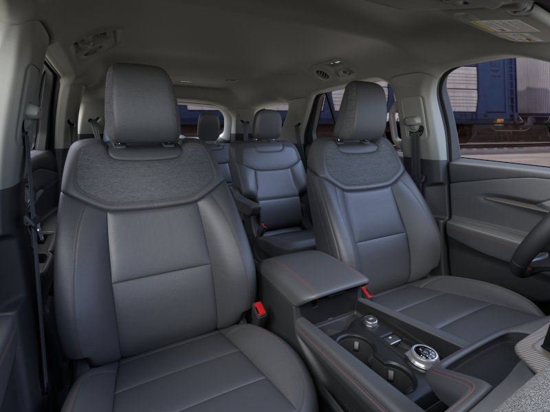 New 2026 Ford Explorer Active w/ Active Comfort Package RWD image 13