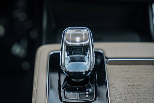 New 2026 Volvo XC90 B6 Plus w/ Protection Package Premier image 23